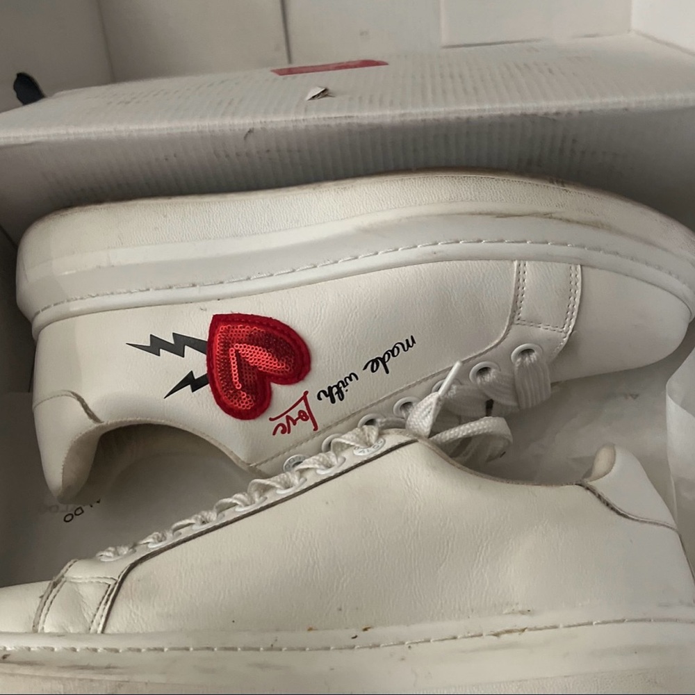 White Aldo sneakers size 8.5